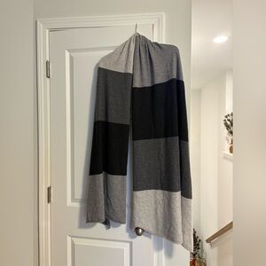 Shawl in four colors very soft